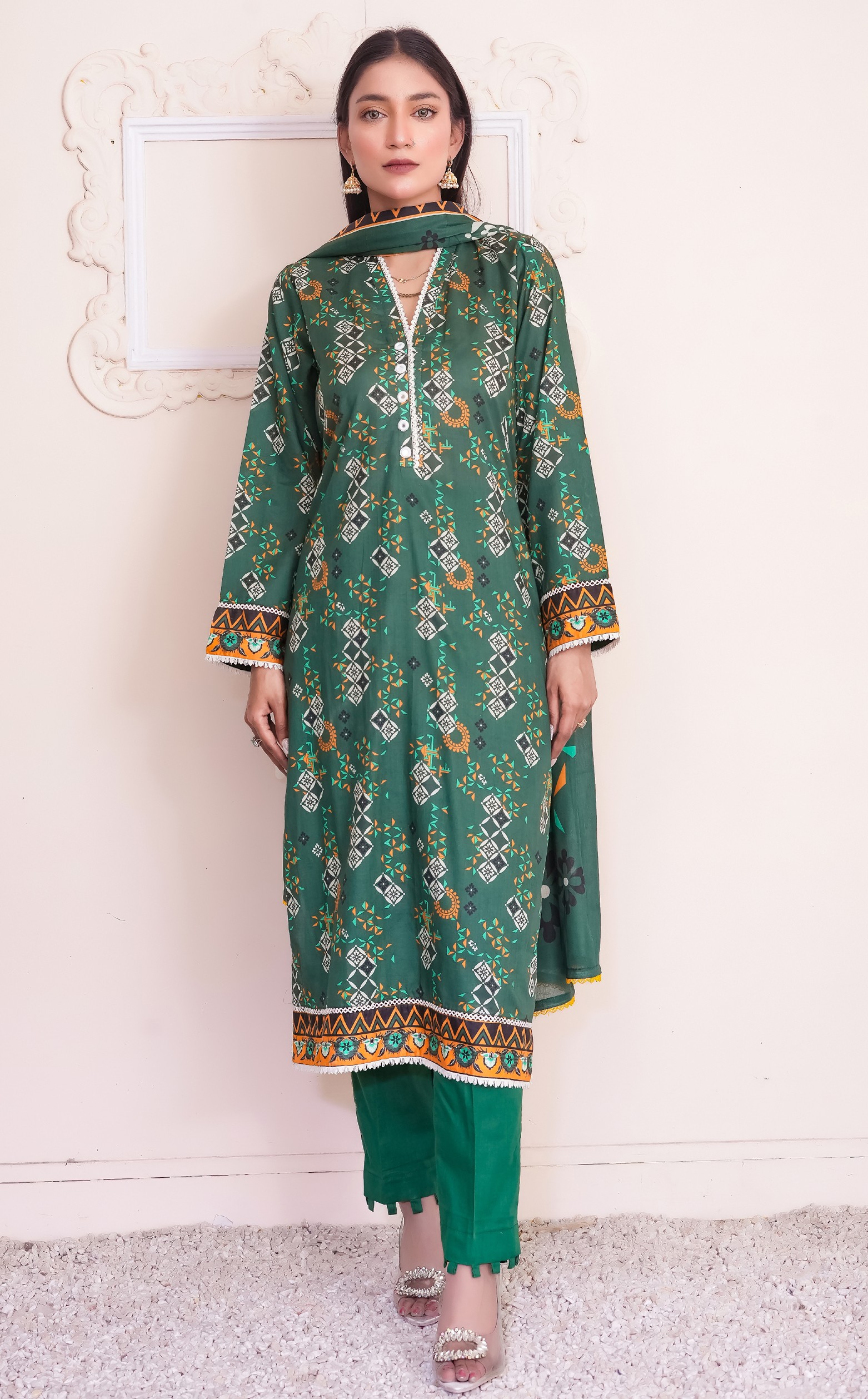 Glamorous by Bronze 3 Pcs lawn Suit