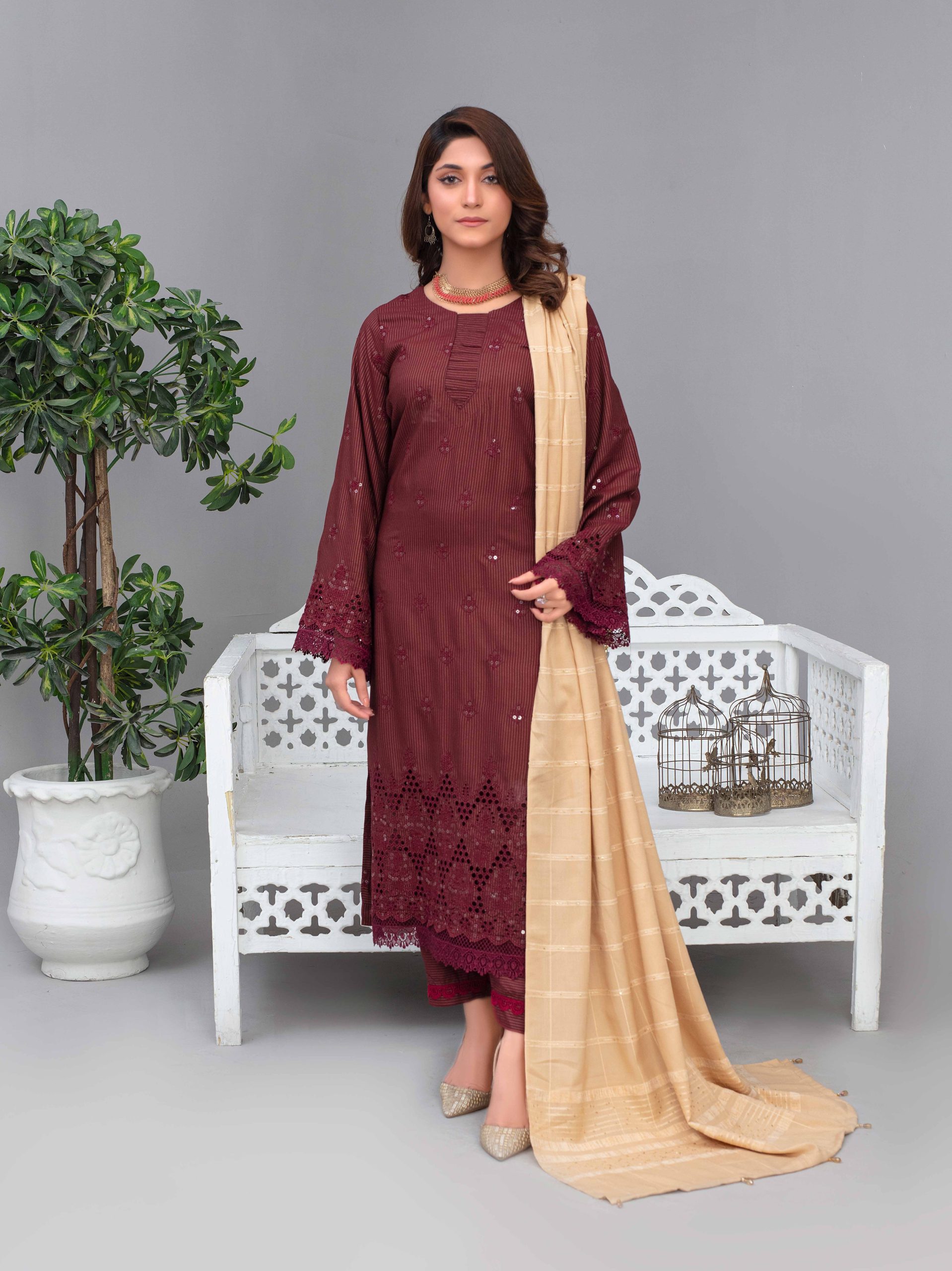Nikhar by Fiza Noor embroidered Bana Dora Linen 3PC suit with velvet shawl and dyed trouser – wholesale winter collection