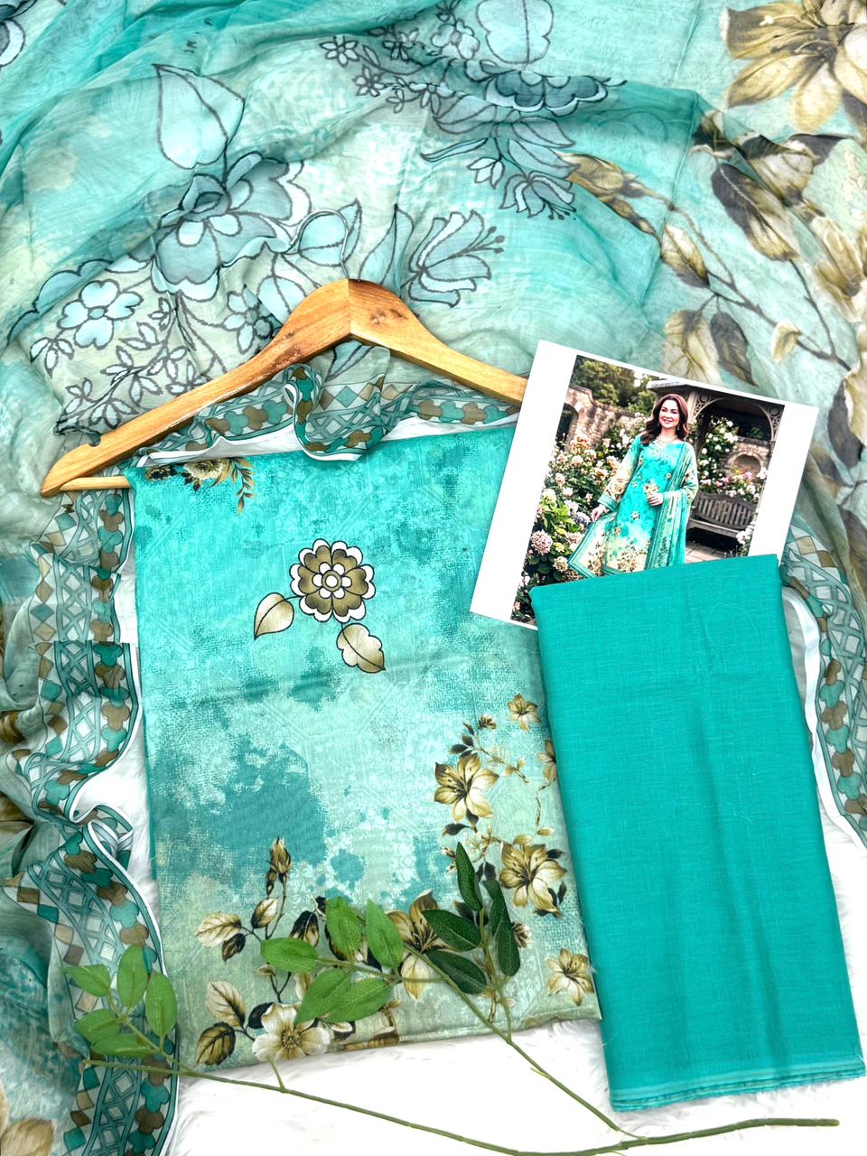 Sassi by Latif Arts Fine Lawn 3PC with Bambar Dupatta Wholesale Suit