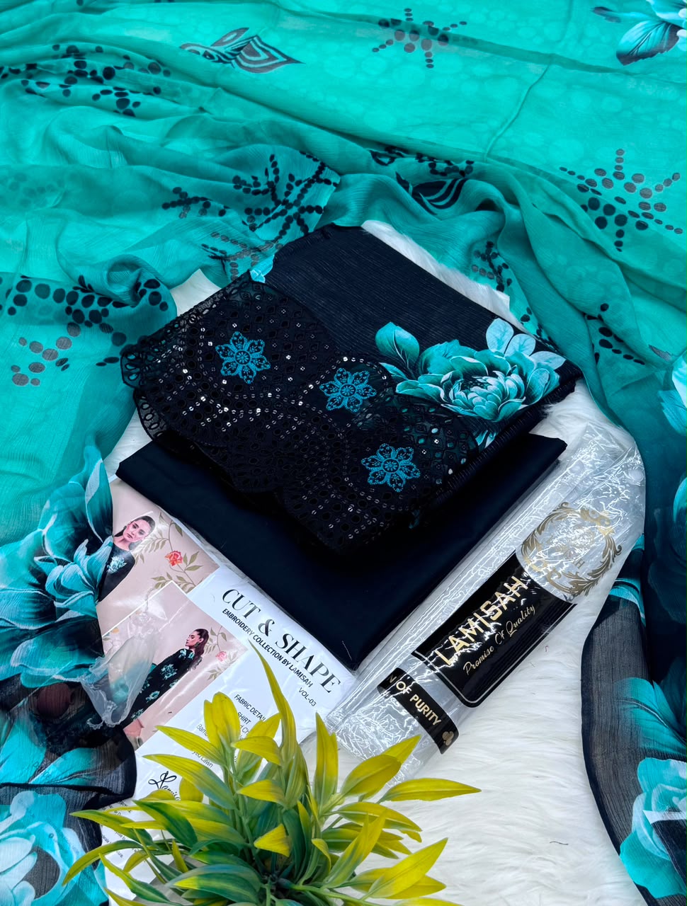 Cut And Shape Black Edition Lawn 3PC Wholesale Suit