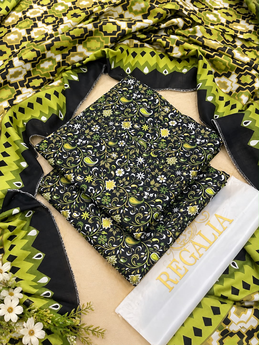 Regalia Khaddar 3PC - Design 2