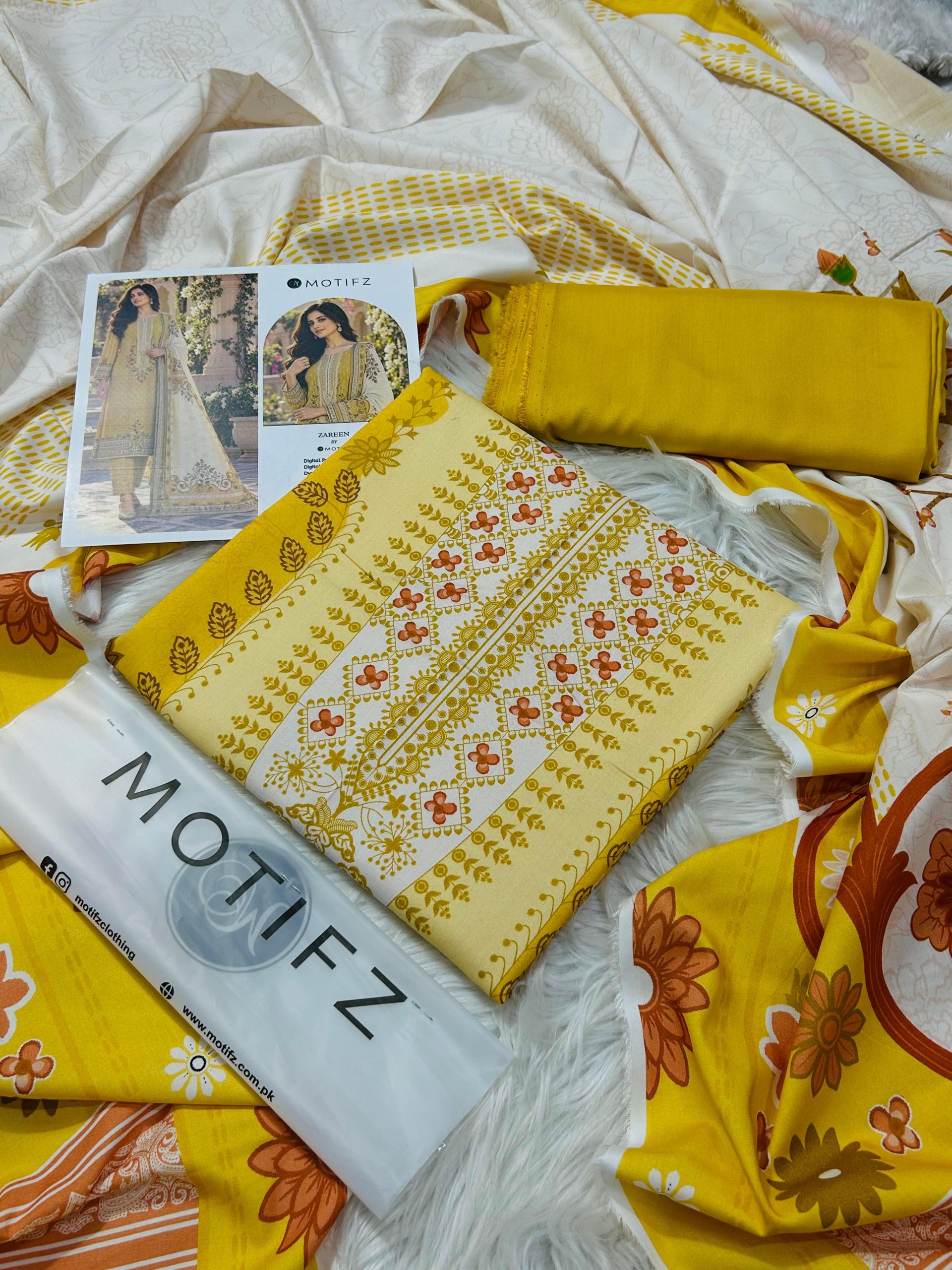 Motifz Linen Vol-4 3PC - Design 7