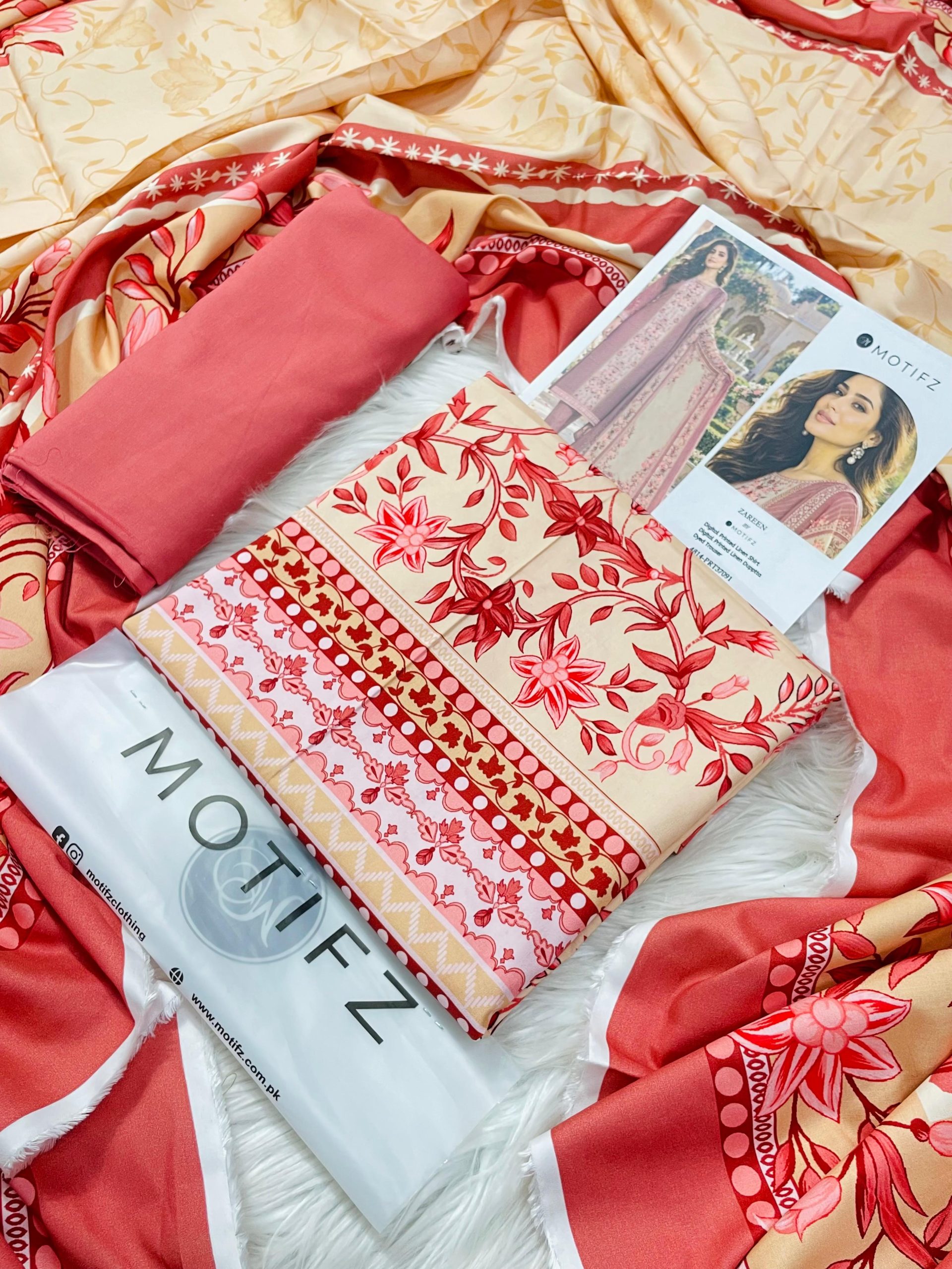 Motifz Linen Vol-3 3PC - Design 1